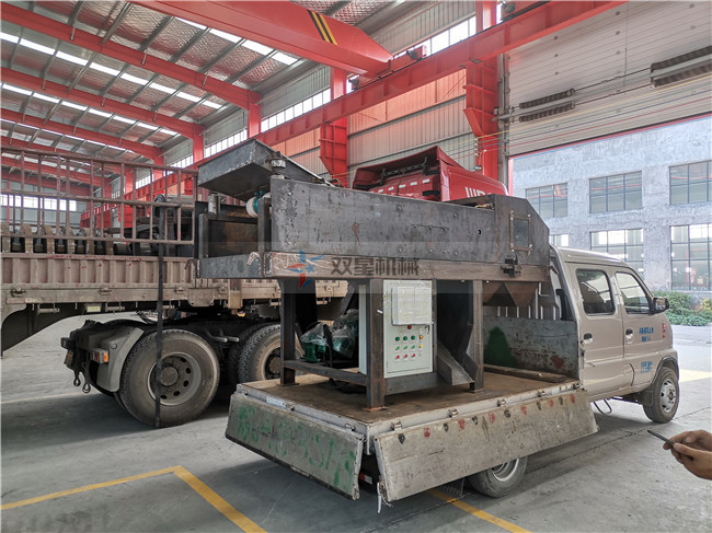 <a target='_blank'><span>廢鋼破碎機</span></a>渦電流分選機發(fā)貨現(xiàn)場實拍
